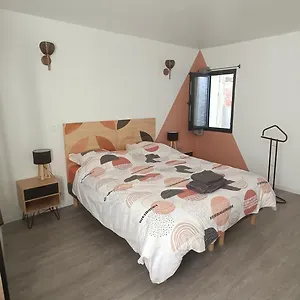  Hébergement de vacances Charmante Maison De Les 2b46